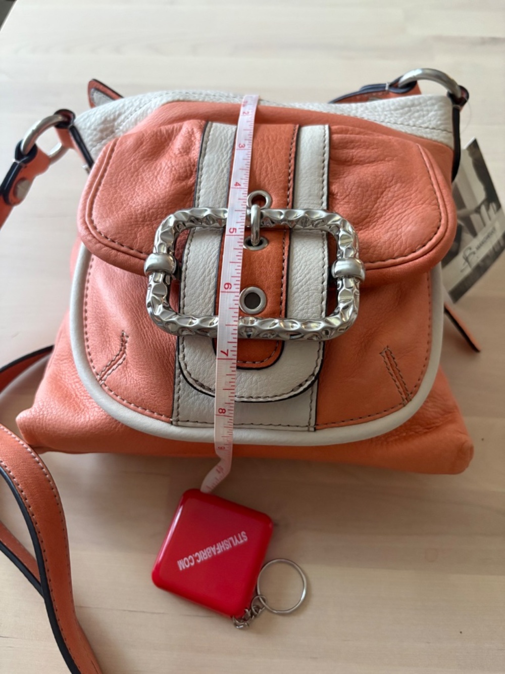B. Makowsky Peach& White Pebbled Leather Crossbody Bag -NWT - Picture 8 of 8